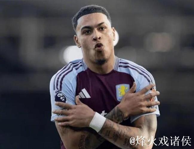 费迪南德:维拉有夺冠实力;罗杰斯提数据后能成世界级球员 费迪南德:维拉有夺冠实力;罗杰斯提数据后能成世界级球员